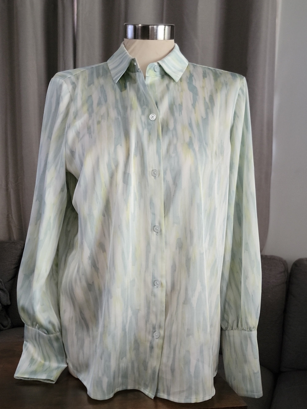 Halogen Light Green Watercolor Print Button-Up Blouse
